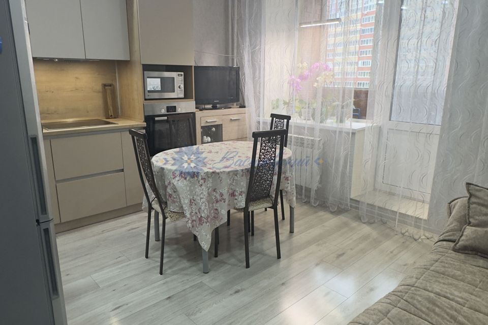 Продаётся 3-комнатная квартира, 58.3 м²