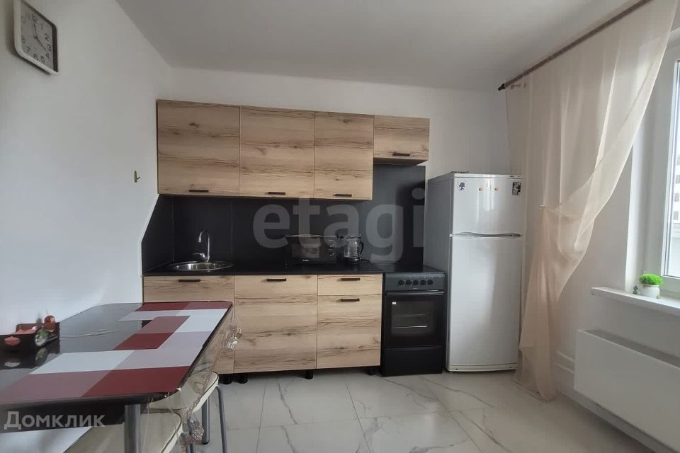 Продаётся 1-комнатная квартира, 37 м²