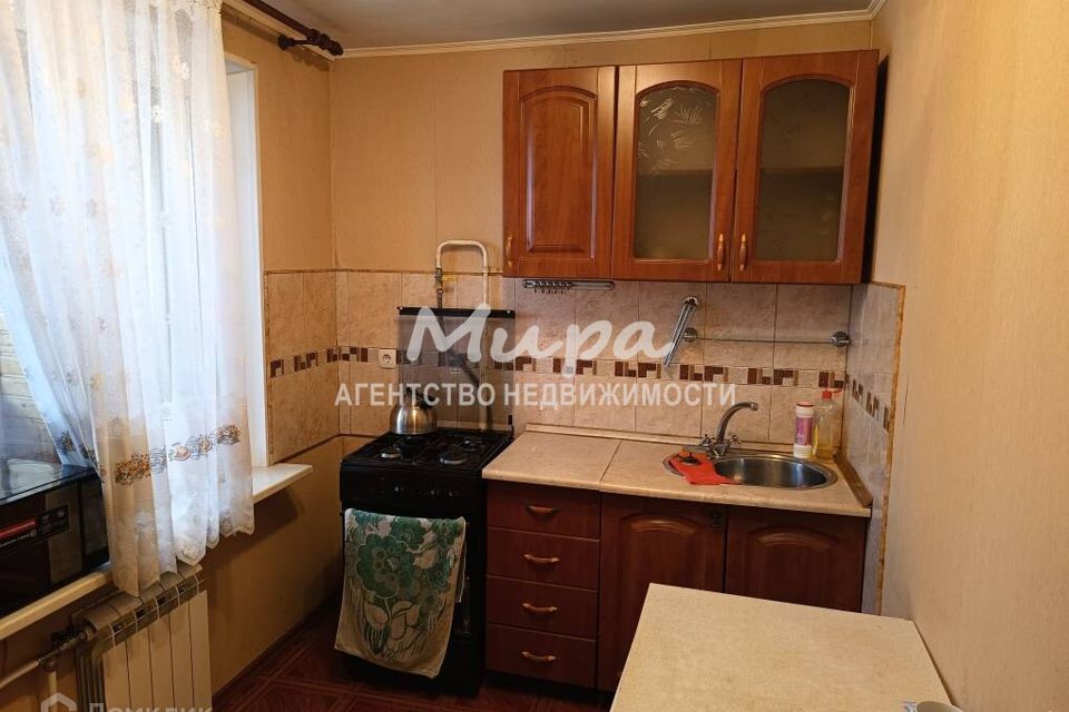 Сдаётся 1-комнатная квартира, 35 м²