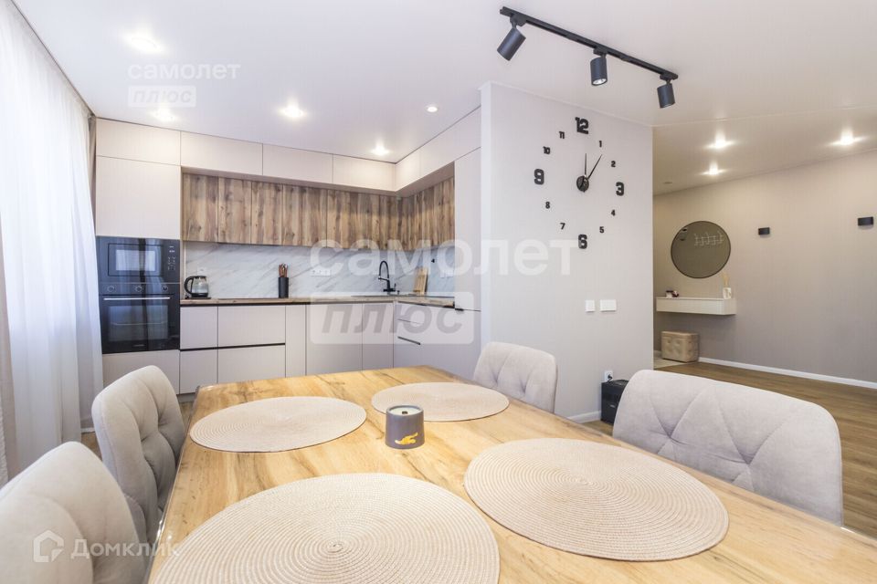 Продаётся 3-комнатная квартира, 76.7 м²