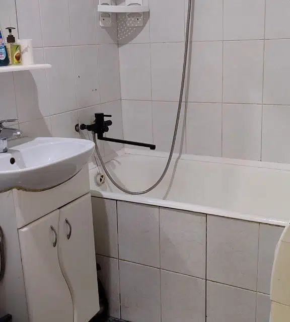 Продаётся 3-комнатная квартира, 58 м²