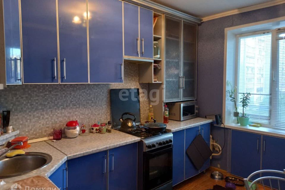 Продаётся 4-комнатная квартира, 76.5 м²