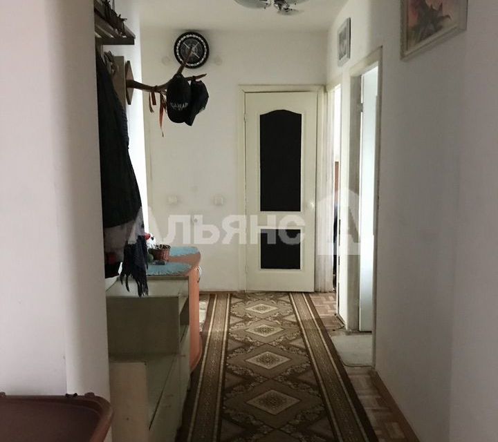 Продаётся 3-комнатная квартира, 56.4 м²