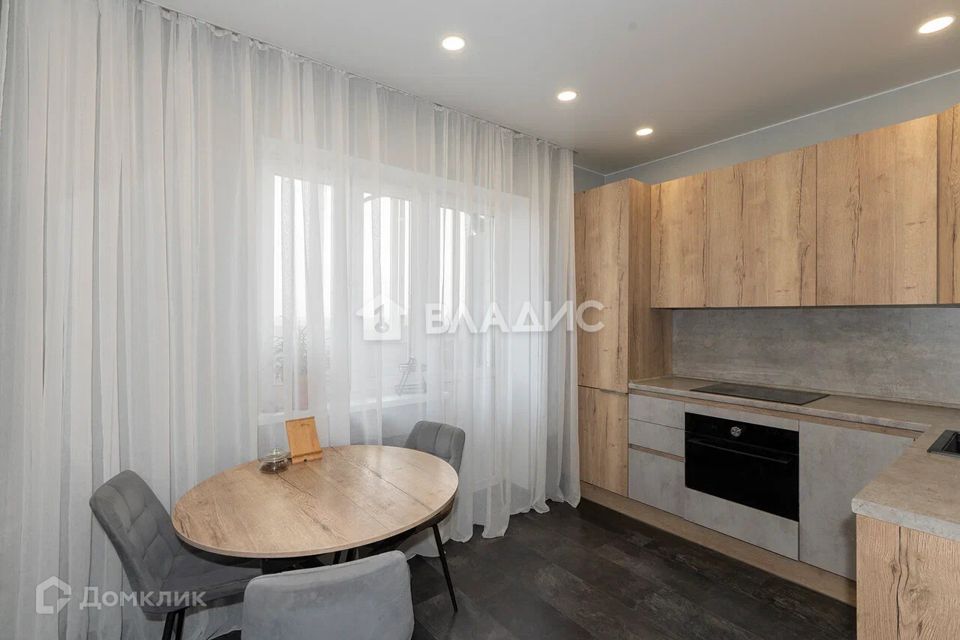 Продаётся 2-комнатная квартира, 58.4 м²