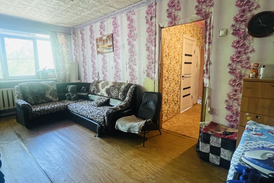 Продаётся 2-комнатная квартира, 41.8 м²