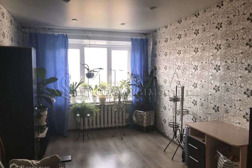 Продаётся 3-комнатная квартира, 57.6 м²