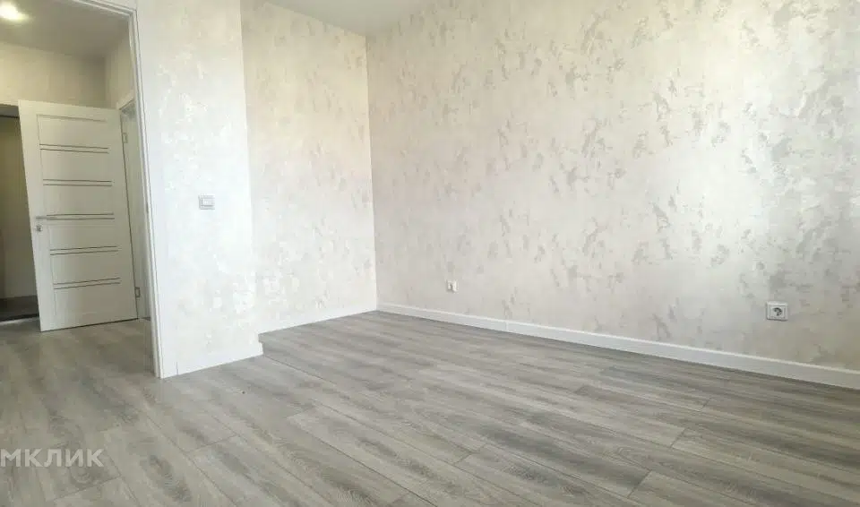 Продаётся 1-комнатная квартира, 35.3 м²