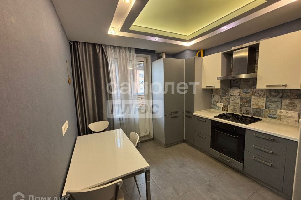 Сдаётся 1-комнатная квартира, 38 м²