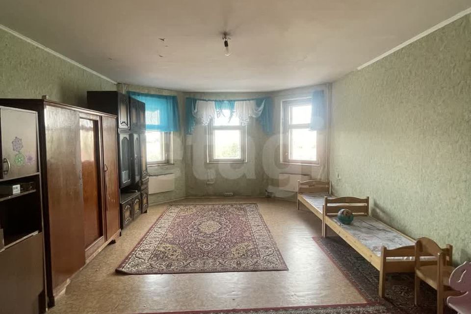 Продаётся 3-комнатная квартира, 118.7 м²