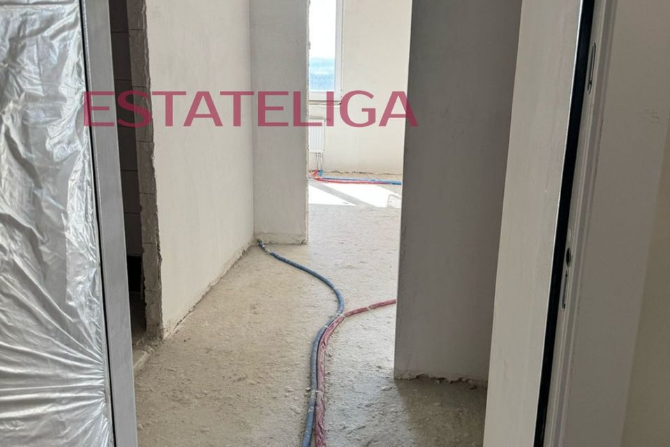 Продаётся 1-комнатная квартира, 37.7 м²