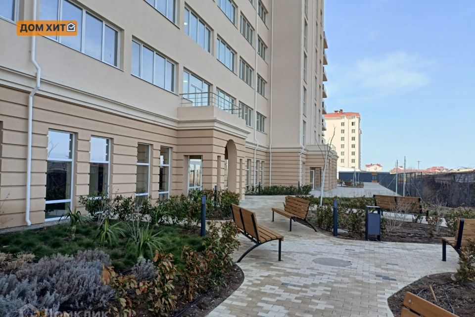 Продаётся 1-комнатная квартира, 42 м²