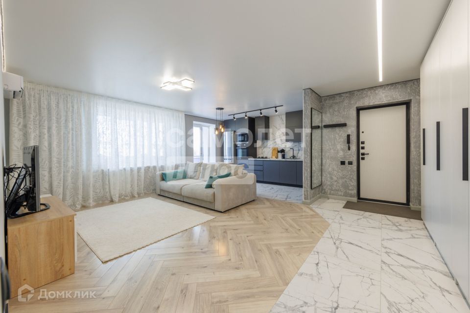 Продаётся 3-комнатная квартира, 62.7 м²
