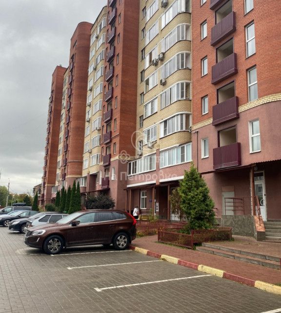 Продаётся 2-комнатная квартира, 62.4 м²