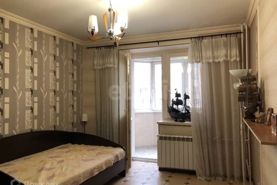 Продаётся 3-комнатная квартира, 102 м²