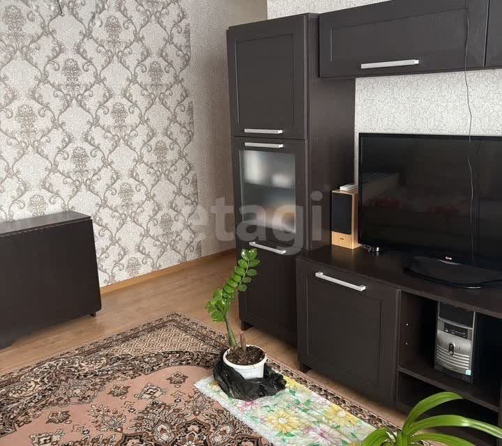 Продаётся 3-комнатная квартира, 61.4 м²