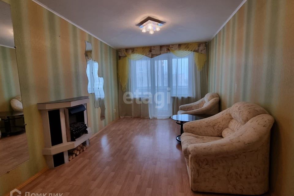 Продаётся 4-комнатная квартира, 76.5 м²