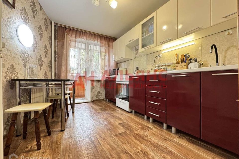 Продаётся 1-комнатная квартира, 38.4 м²