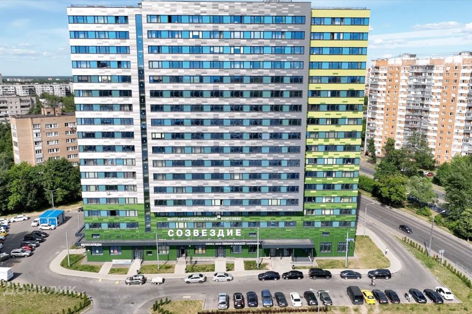 Продаётся 1-комнатная квартира, 66.3 м²