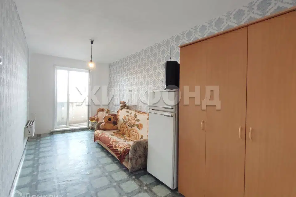 Продаётся комната в 5-комн. квартире, 13.6 м²