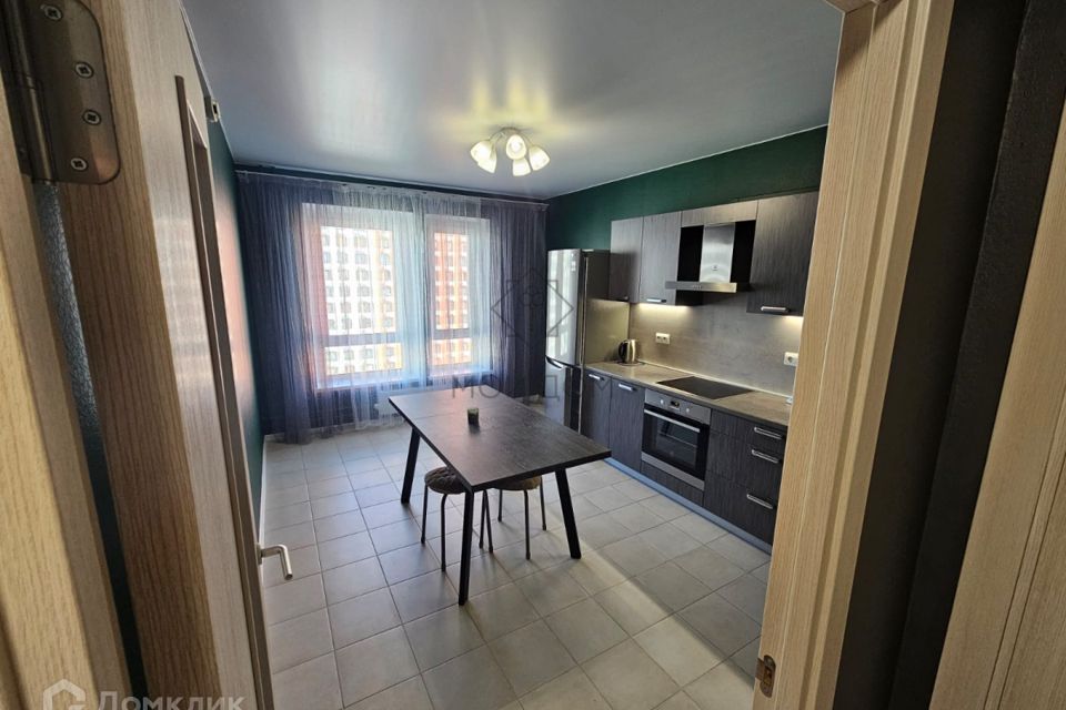 Сдаётся 2-комнатная квартира, 66 м²