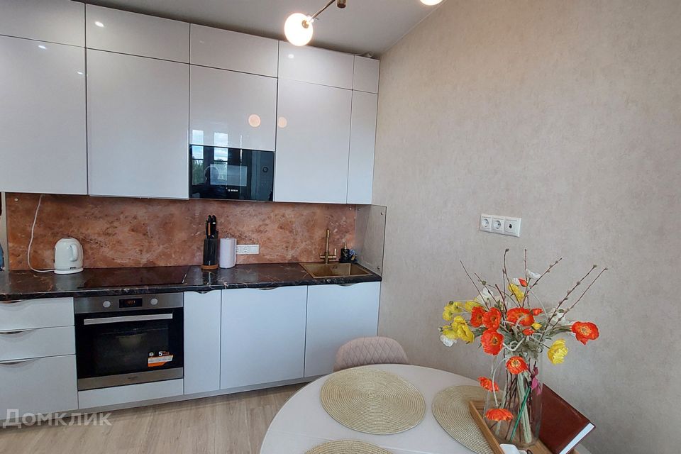 Продаётся 1-комнатная квартира, 40.5 м²