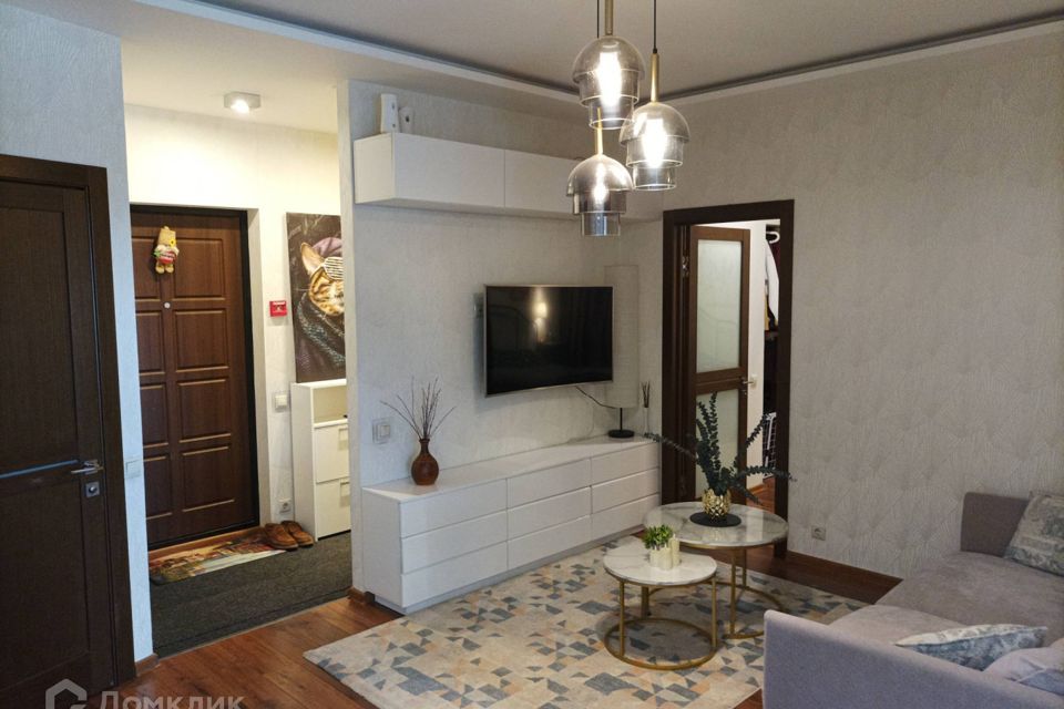 Продаётся 2-комнатная квартира, 62.8 м²
