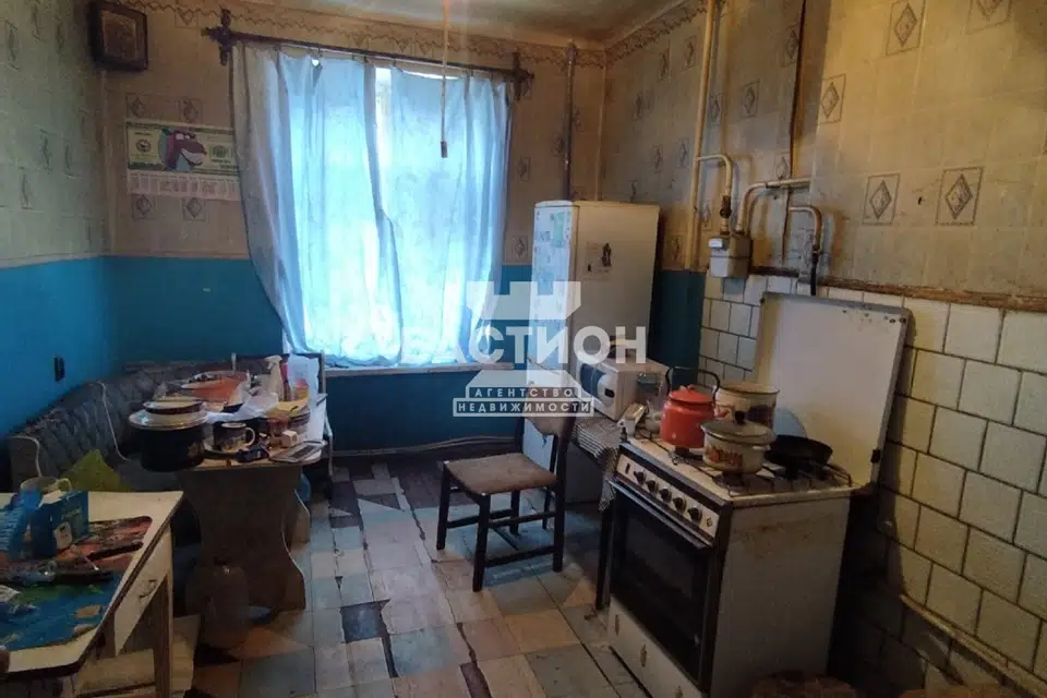 Продаётся 3-комнатная квартира, 107 м²