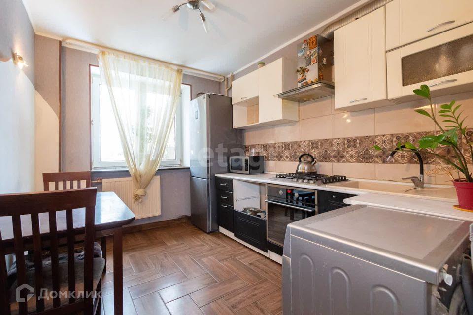 Продаётся 3-комнатная квартира, 64.5 м²