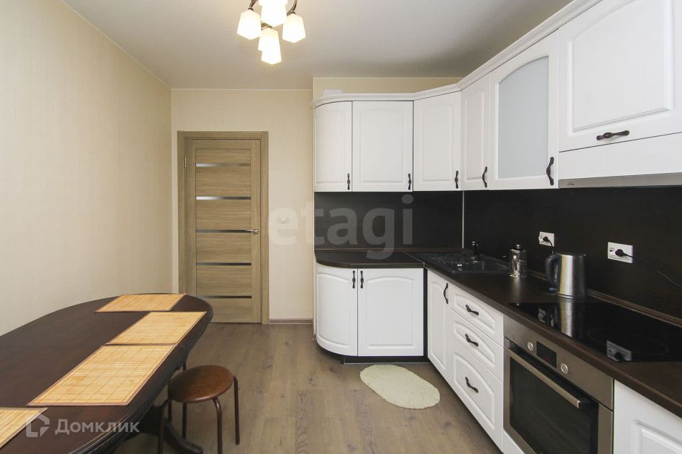 Продаётся 2-комнатная квартира, 55.5 м²