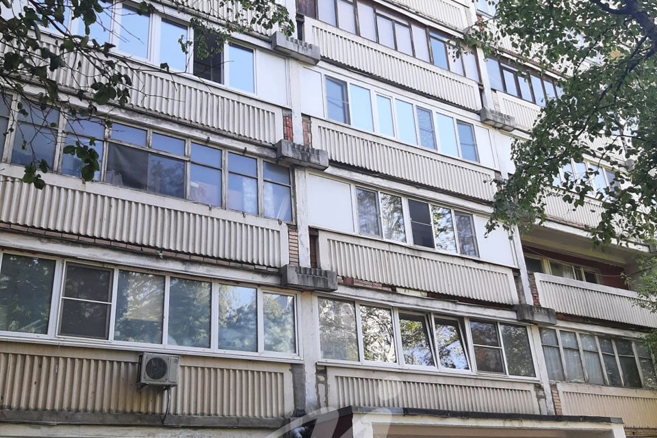 Сдаётся 2-комнатная квартира, 56 м²