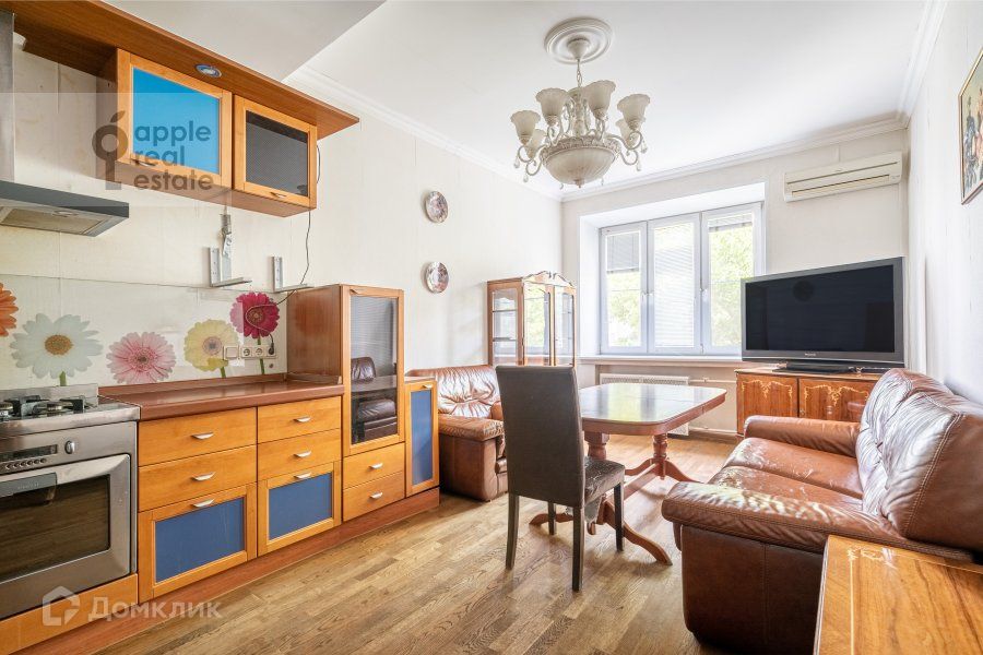 Сдаётся 3-комнатная квартира, 82 м²