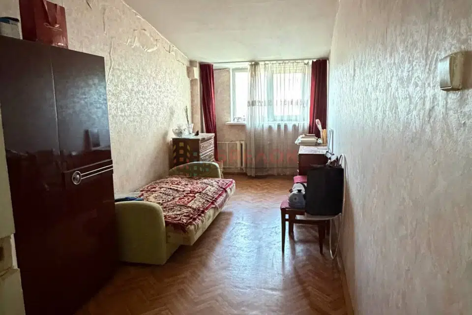 Продаётся 4-комнатная квартира, 112.6 м²