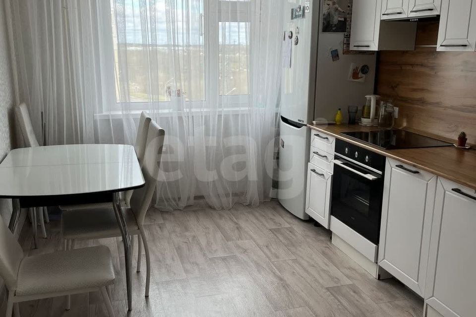 Продаётся 3-комнатная квартира, 68.5 м²