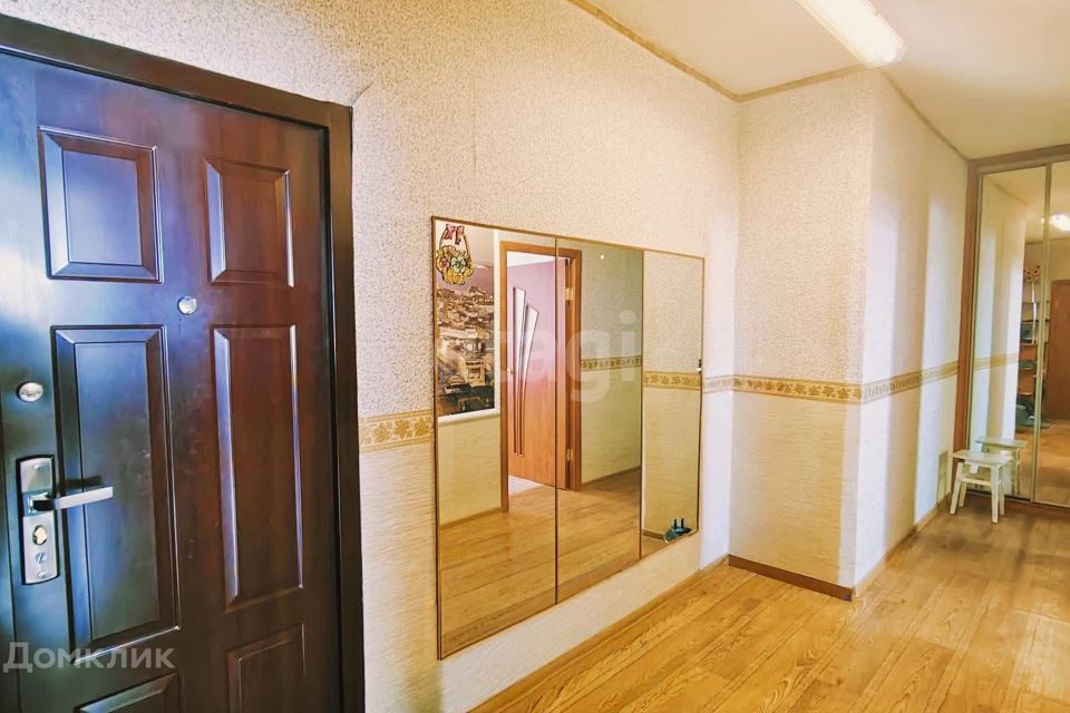 Продаётся 2-комнатная квартира, 70.3 м²