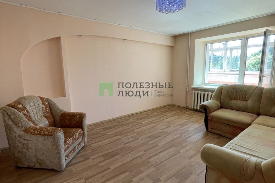 Продаётся 2-комнатная квартира, 70.2 м²
