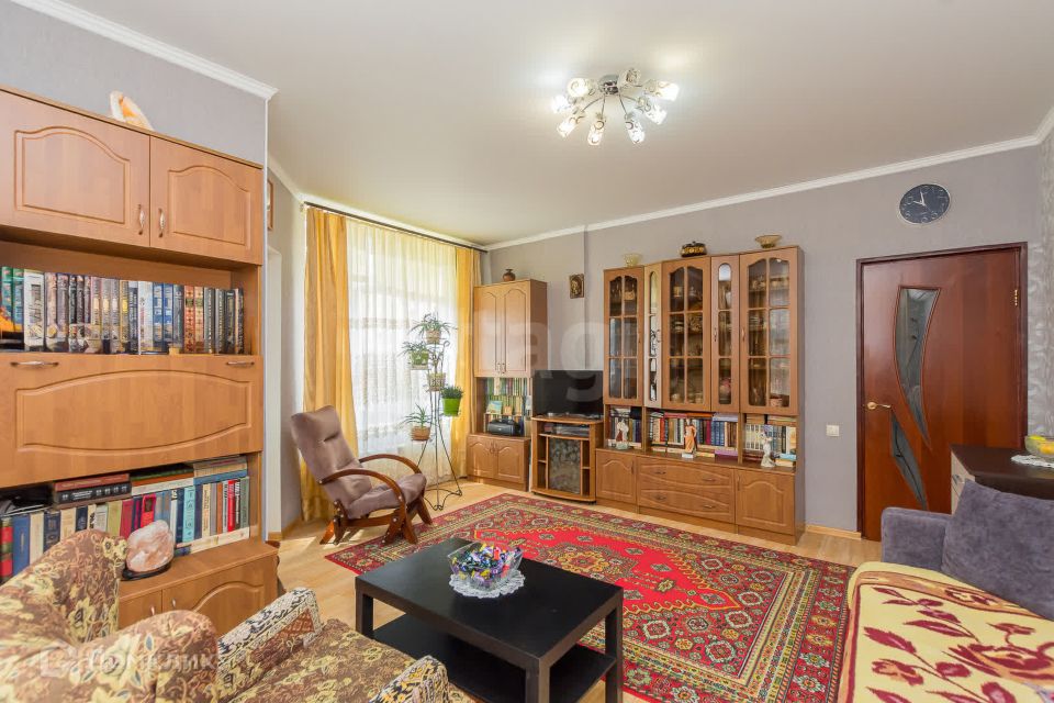 Продаётся 2-комнатная квартира, 56 м²