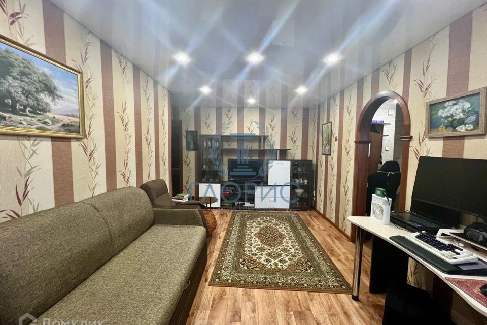 Продаётся 3-комнатная квартира, 57.7 м²