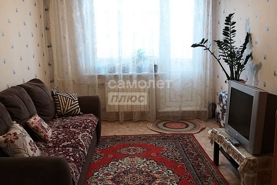 Продаётся 3-комнатная квартира, 58 м²