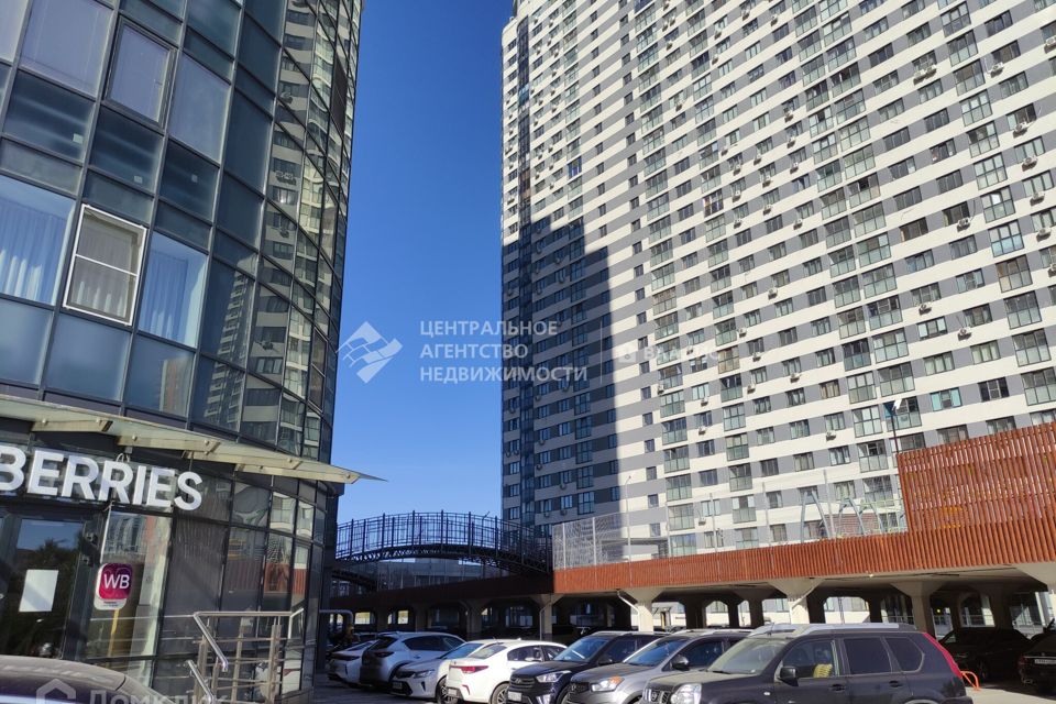 Продаётся 1-комнатная квартира, 37.3 м²