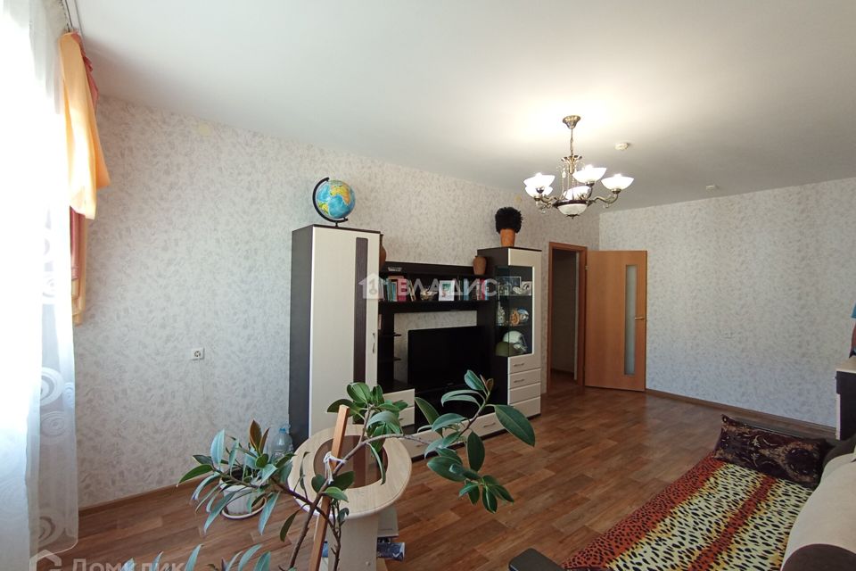 Сдаётся 2-комнатная квартира, 60 м²