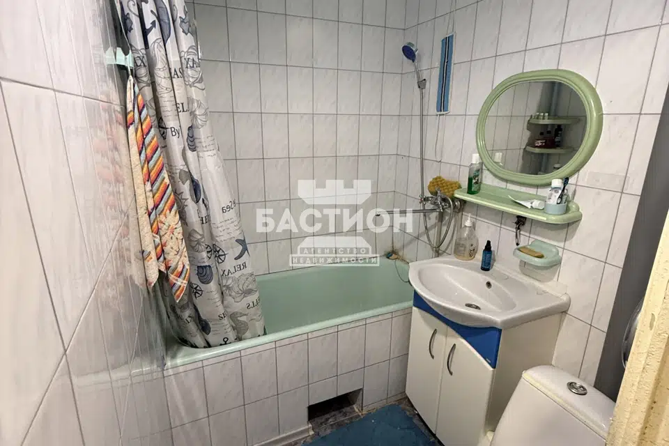 Продаётся 3-комнатная квартира, 59.5 м²