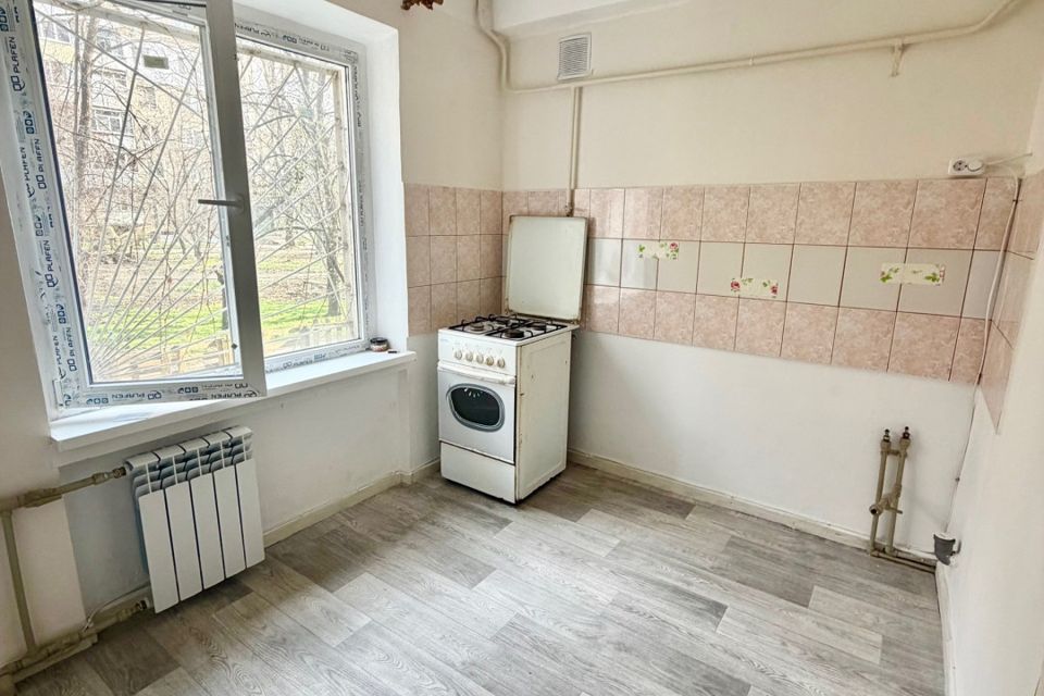 Продаётся 1-комнатная квартира, 37 м²