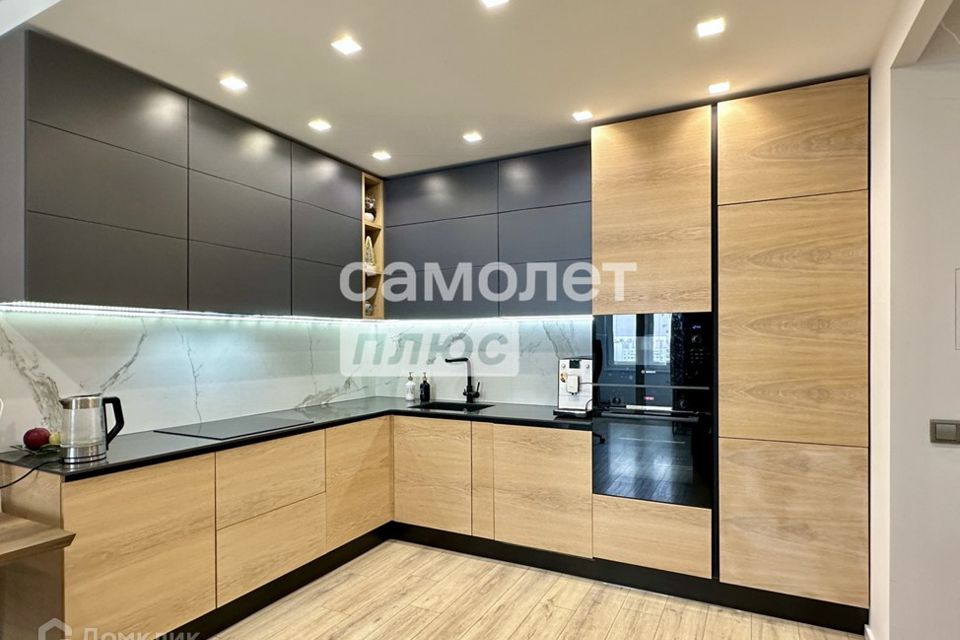Продаётся 3-комнатная квартира, 65 м²
