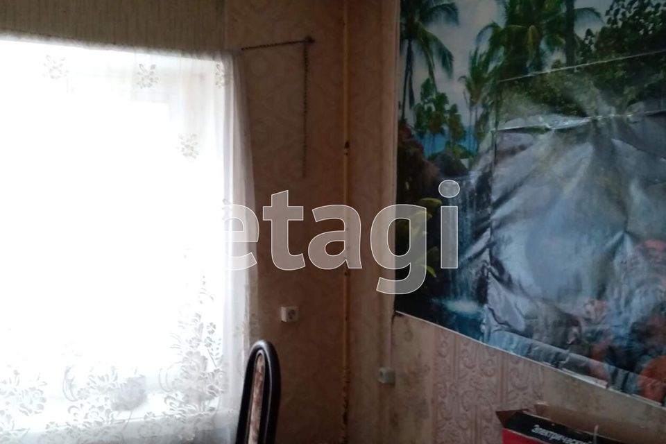 Продаётся 3-комнатная квартира, 51.7 м²