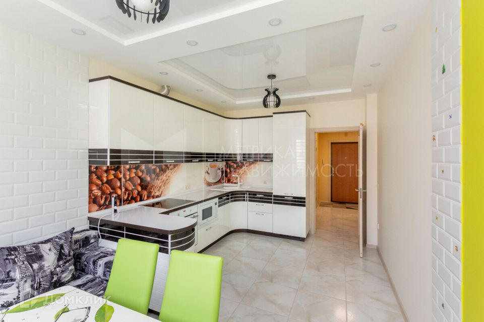Продаётся 1-комнатная квартира, 46 м²