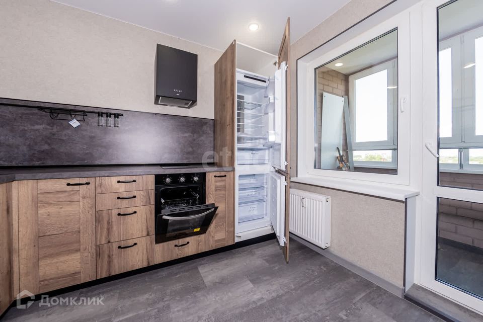 Продаётся 1-комнатная квартира, 41.7 м²