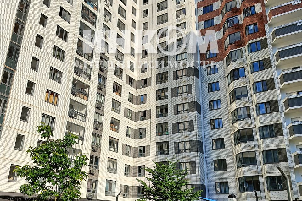 Продаётся 2-комнатная квартира, 57.7 м²