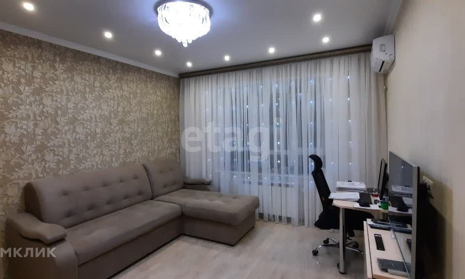 Продаётся 1-комнатная квартира, 44.6 м²
