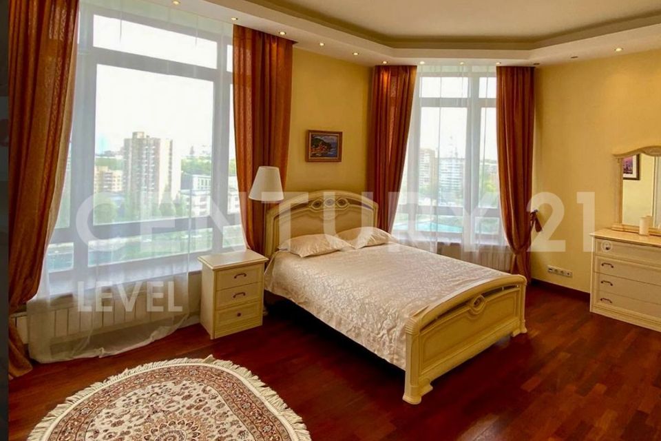 Сдаётся 2-комнатная квартира, 75 м²