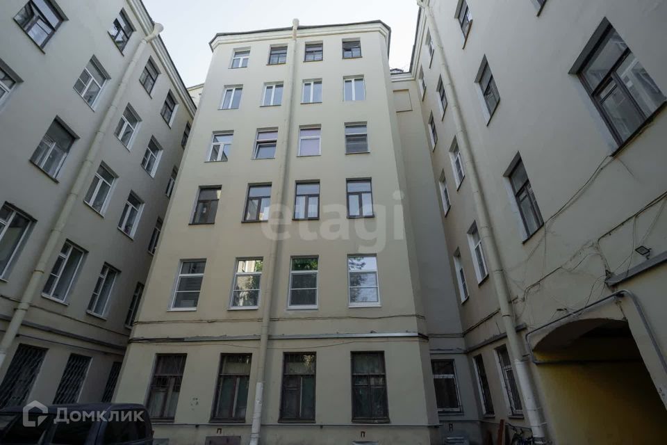 Продаётся 2-комнатная квартира, 56.2 м²
